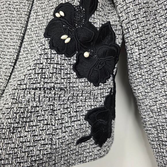 Karl Lagerfeld Paris Tweed Jacket with Contrast Appliques & Pearl Drops, Size 8 - Picture 7 of 12